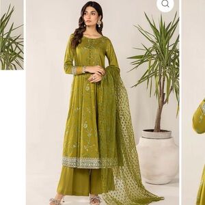 Maria B three-piece embroidery suit